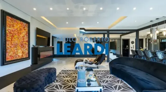 Sobrado com 5 Quartos para alugar, 1200m² no Morumbi, São Paulo