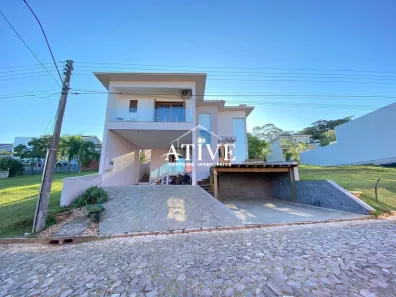 Casa de Condomínio com 3 Quartos à venda, 240m² no Jansen, Gravataí