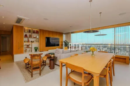 Apartamento com 3 Quartos para alugar, 167m² no Jardim das Acácias, São Paulo