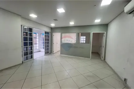 Ponto Comercial para alugar, 240m² no Vila das Palmeiras, Guarulhos