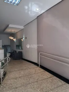 Sala Comercial à venda, 69m² no Independência, Porto Alegre