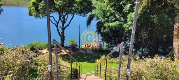 Fazenda/Sítio com 6 Quartos à venda, 261m² no Chácaras Condomínio Recanto Pássaros II, Jacareí
