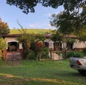 Fazenda/Sítio com 3 Quartos à venda, 200m² no , São Luiz do Paraitinga