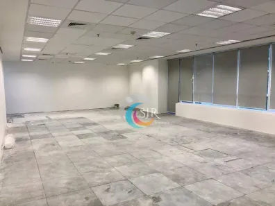 Sala Comercial para alugar, 130m² no Cidade Monções, São Paulo