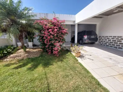 Casa com 3 Quartos à venda, 113m² no Barreiros, São José