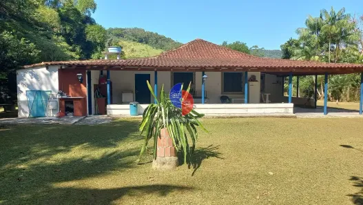 Fazenda/Sítio com 8 Quartos à venda, 300m² no Parada Modelo, Guapimirim