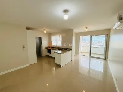 Apartamento com 3 Quartos para alugar, 108m² no Capoeiras, Florianópolis