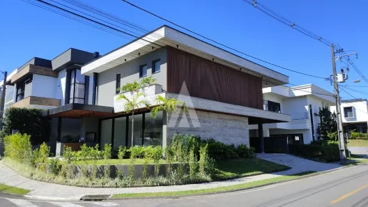 Casa de Condomínio com 3 Quartos à venda, 235m² no Vila Nova, Joinville