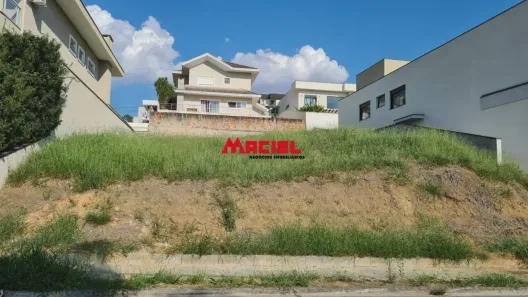 Lote/Terreno à venda, 498m² no Condomínio Residencial Jaguary, São José dos Campos