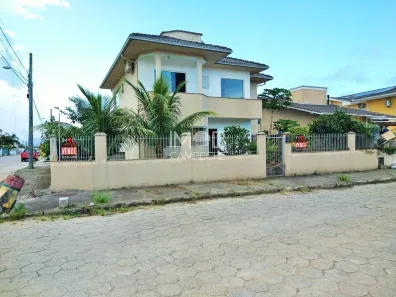 Casa com 3 Quartos à venda, 278m² no Campeche, Florianópolis