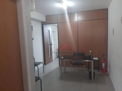 Sala Comercial para venda ou aluguel, 26m² no Centro, São Gonçalo