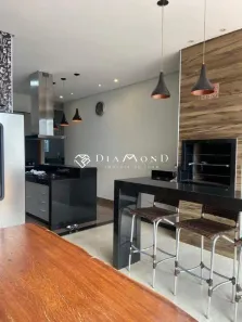 Casa de Condomínio com 3 Quartos à venda, 202m² no Novo Mundo, Uberlândia