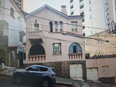 Casa com 3 Quartos à venda, 255m² no Lourdes, Belo Horizonte