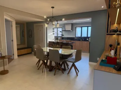 Casa com 3 Quartos à venda, 138m² no Cambuí, Campinas
