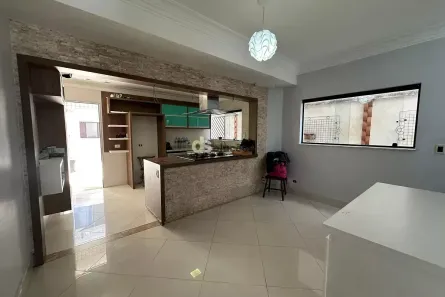 Sobrado com 4 Quartos à venda, 210m² no Vila Ipojuca, São Paulo