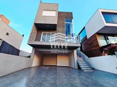 Casa de Condomínio com 3 Quartos à venda, 220m² no Mário Quintana, Porto Alegre