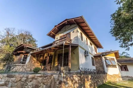 Casa com 4 Quartos à venda, 600m² no Santa Terezinha, Gaspar
