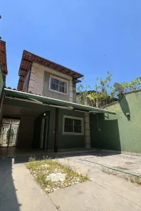 Casa com 4 Quartos à venda, 200m² no Itaipu, Niterói