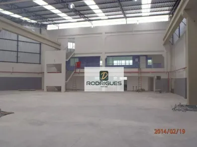 Galpão/Depósito/Armazém à venda, 1100m² no Canhema, Diadema