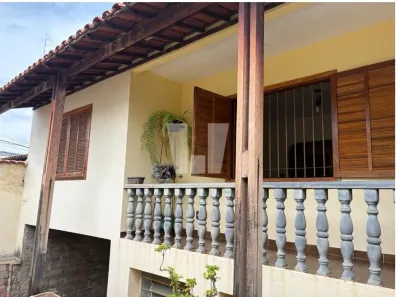 Casa com 4 Quartos à venda, 415m² no Santa Efigênia, Belo Horizonte