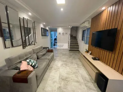 Sobrado com 3 Quartos à venda, 105m² no Tupi, Praia Grande