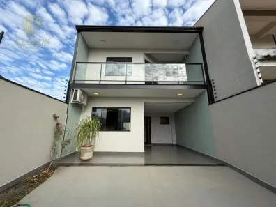 Sobrado com 3 Quartos à venda, 170m² no Jardim Cidade Monções, Maringá