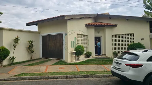 Casa com 3 Quartos para alugar, 264m² no Dois Córregos, Piracicaba