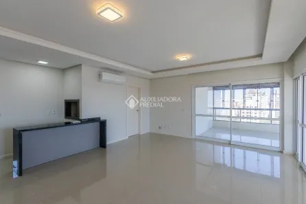 Apartamento com 3 Quartos para alugar, 156m² no Centro, Canoas
