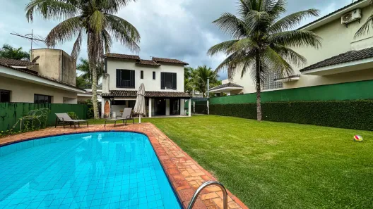 Casa com 4 Quartos à venda, 156m² no Balneário Praia do Pernambuco, Guarujá