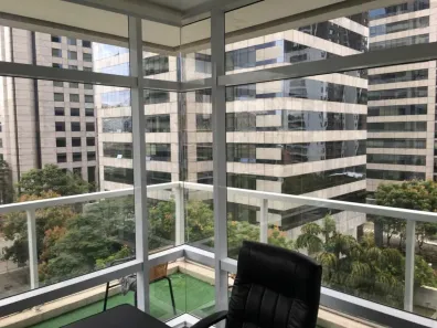 Sala Comercial à venda, 48m² no Cidade Monções, São Paulo