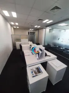 Sala Comercial para alugar, 102m² no Jardim das Acácias, São Paulo