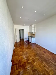 Sala Comercial para alugar, 28m² no Catete, Rio de Janeiro