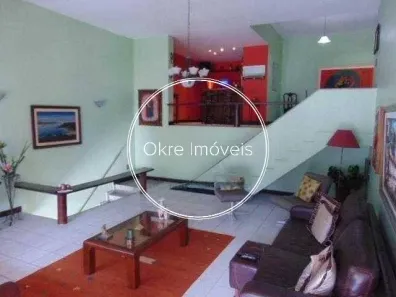 Casa de Condomínio com 4 Quartos à venda, 430m² no Humaitá, Rio de Janeiro