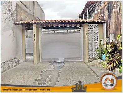 Casa com 4 Quartos à venda, 300m² no Montese, Fortaleza