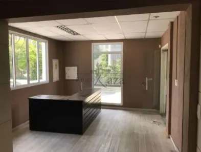 Prédio Comercial para alugar, 1200m² no Pinheiros, São Paulo