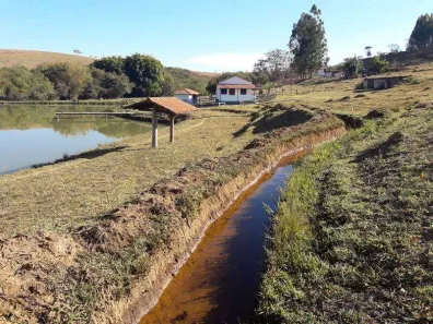 Fazenda/Sítio com 9 Quartos à venda, 1350m² no , São Tiago