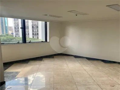 Sala Comercial à venda, 48m² no Itaim Bibi, São Paulo