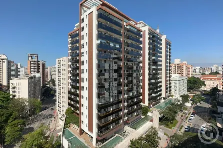 Apartamento com 2 Quartos para alugar, 108m² no Centro, Florianópolis