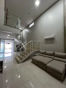 Casa de Condomínio com 4 Quartos para alugar, 280m² no Jardim Imperial, Cuiabá