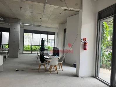 Ponto Comercial para alugar, 326m² no Indianópolis, São Paulo