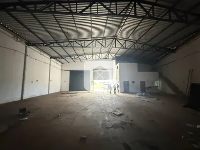 Galpão/Depósito/Armazém para alugar, 500m² no Novo Mundo, Uberlândia
