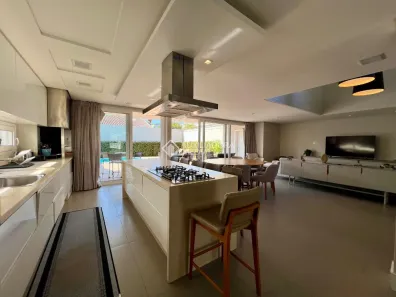 Casa com 3 Quartos à venda, 277m² no Santa Mônica, Florianópolis