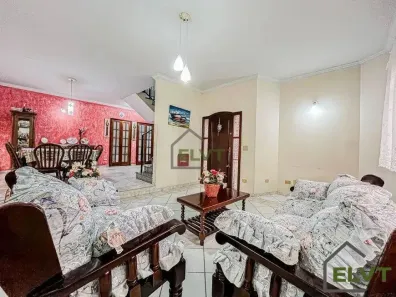 Sobrado com 4 Quartos à venda, 300m² no City Bussocaba, Osasco