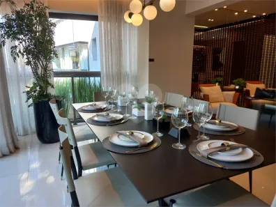Apartamento com 4 Quartos à venda, 180m² no Jardim das Acácias, São Paulo