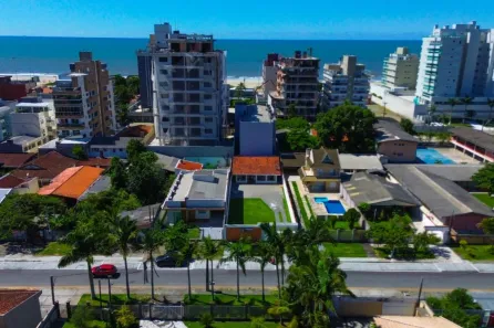 Casa com 3 Quartos à venda, 648m² no Caioba, Matinhos