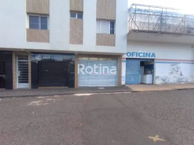 Prédio Comercial com 4 Quartos para alugar, 200m² no Centro, Uberlândia