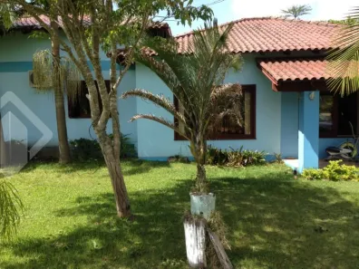 Casa com 4 Quartos à venda, 218m² no Águas Claras, Viamão