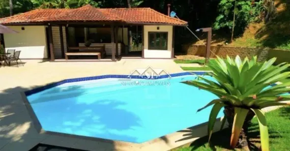 Casa com 5 Quartos à venda, 700m² no Pedro do Rio, Petrópolis