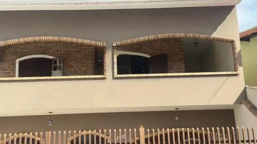 Casa com 3 Quartos à venda, 250m² no Bosque dos Eucaliptos, São José dos Campos