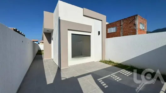 Casa com 2 Quartos à venda, 66m² no Jardim Tarumãs, Caraguatatuba